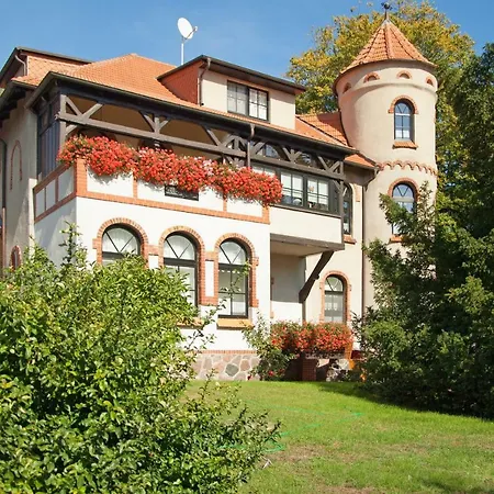 Wiking Hall